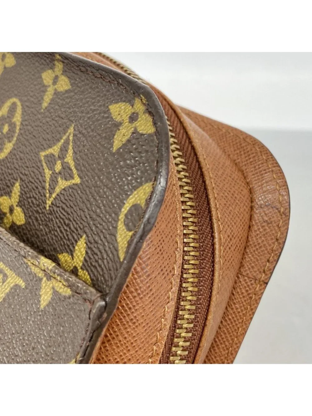 Louis Vuitton Clutch Monogram Orsay Brown